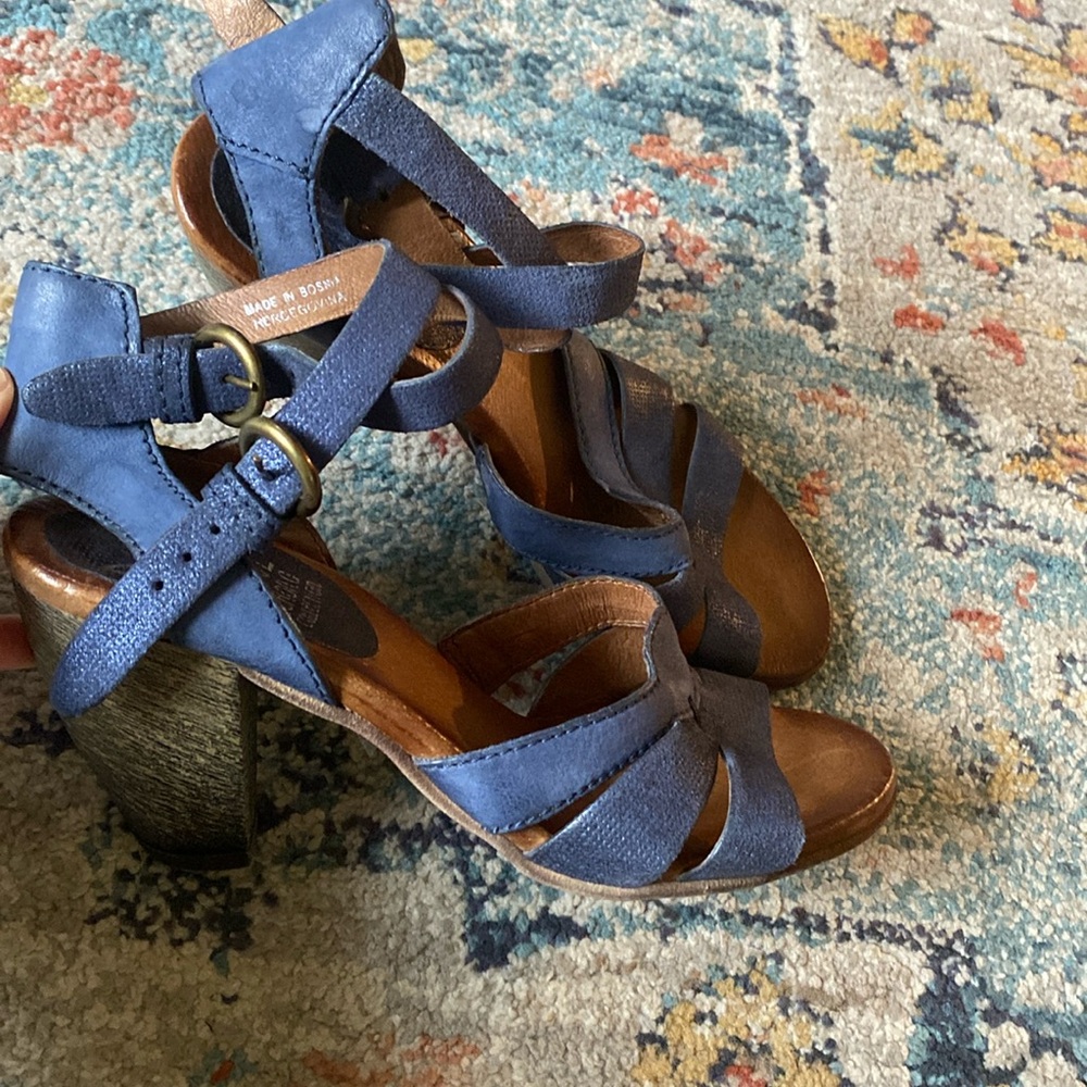 Miz Mooz Verona Collection Blue Leather Heels Sandals